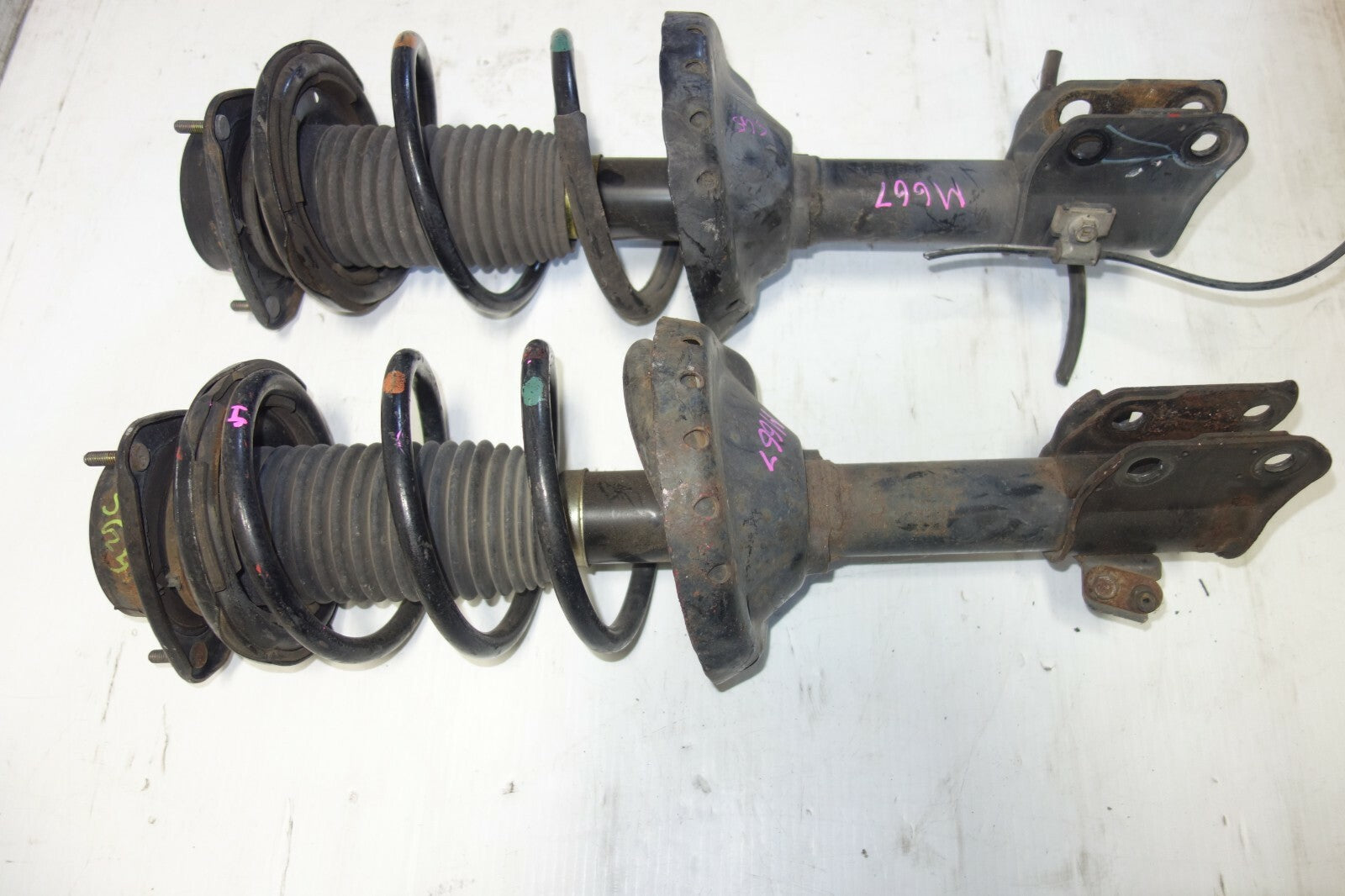 JDM 2003-2008 SUBARU FORESTER SG5 SG9 OEM KYB FRONT SHOCKS STRUTS COIL SPRINGS