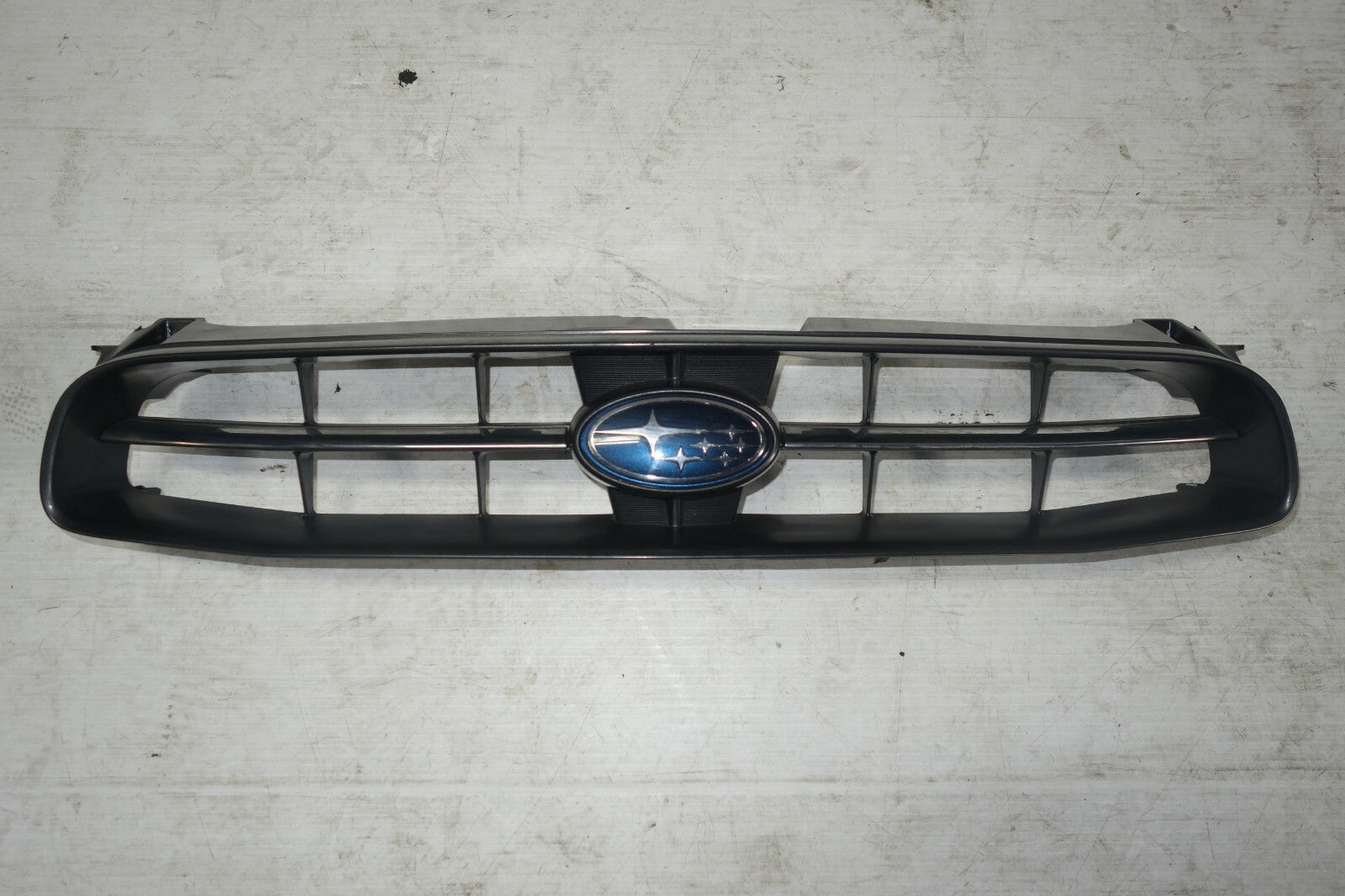 JDM 2004-2005 SUBARU IMPREZA WRX STi V8 FRONT GRILLE OEM OUTBACK SPORT TS RS V8