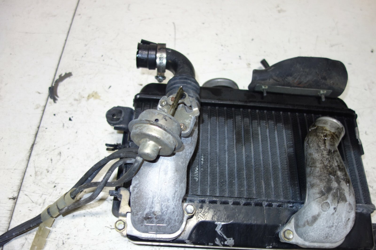 JDM Subaru Legacy Twin Turbo Intercooler Inter Cooler BE5 BH5 2000-2004