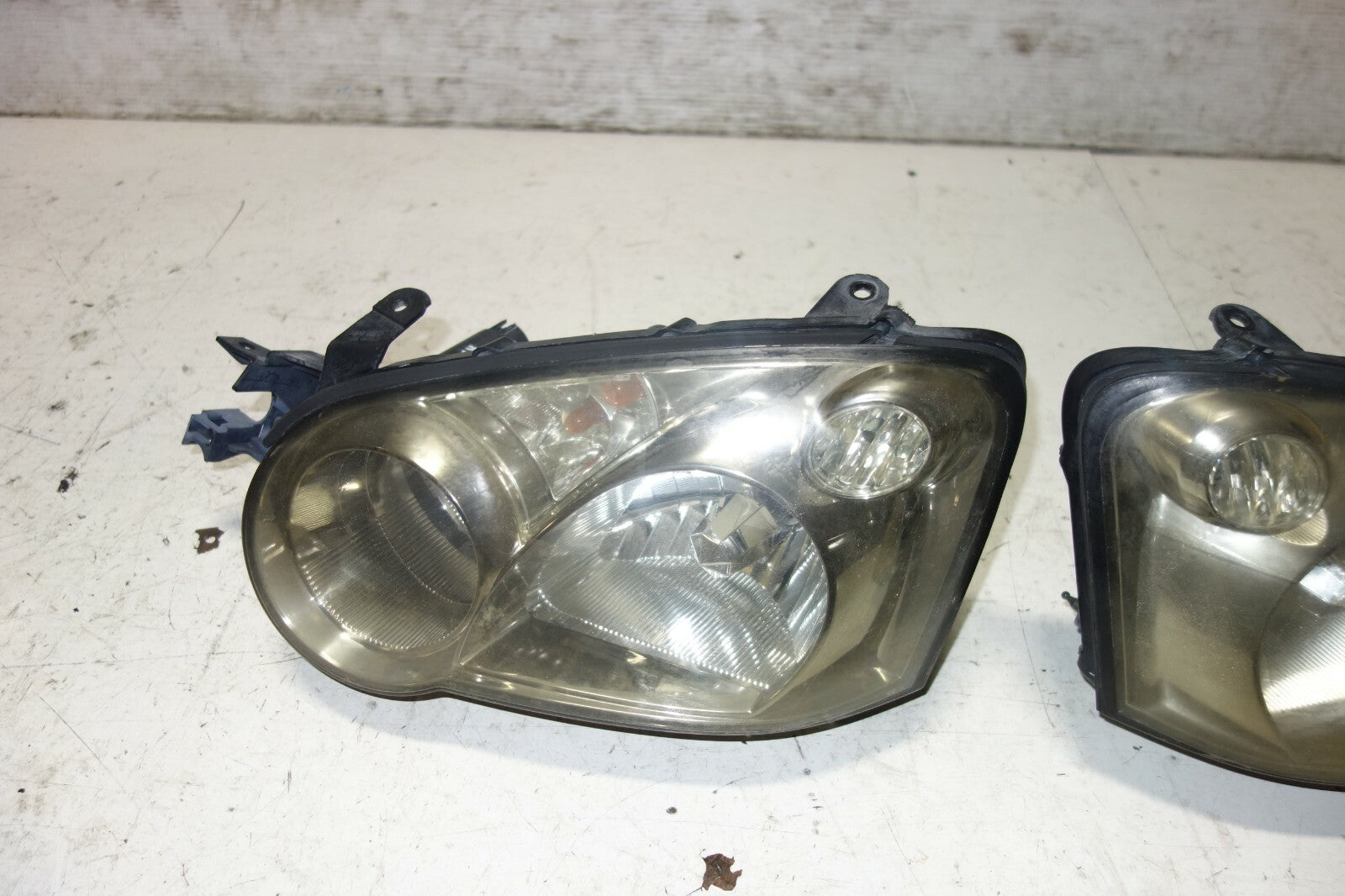 JDM Subaru Impreza WRX STI Headlights Headlamps HID V8 BLob Eye 2004 2005 Pair