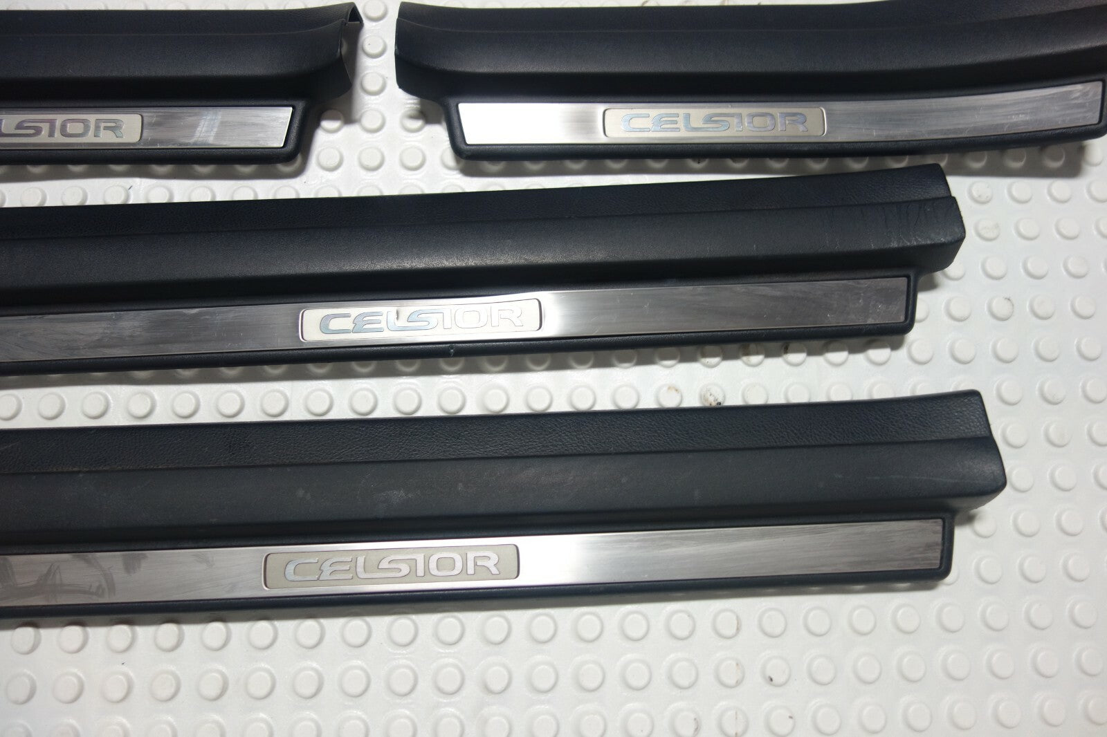 Lexus LS430 / Celsior OEM Door Sill Plates Set Genuine UCF31 2001-2006