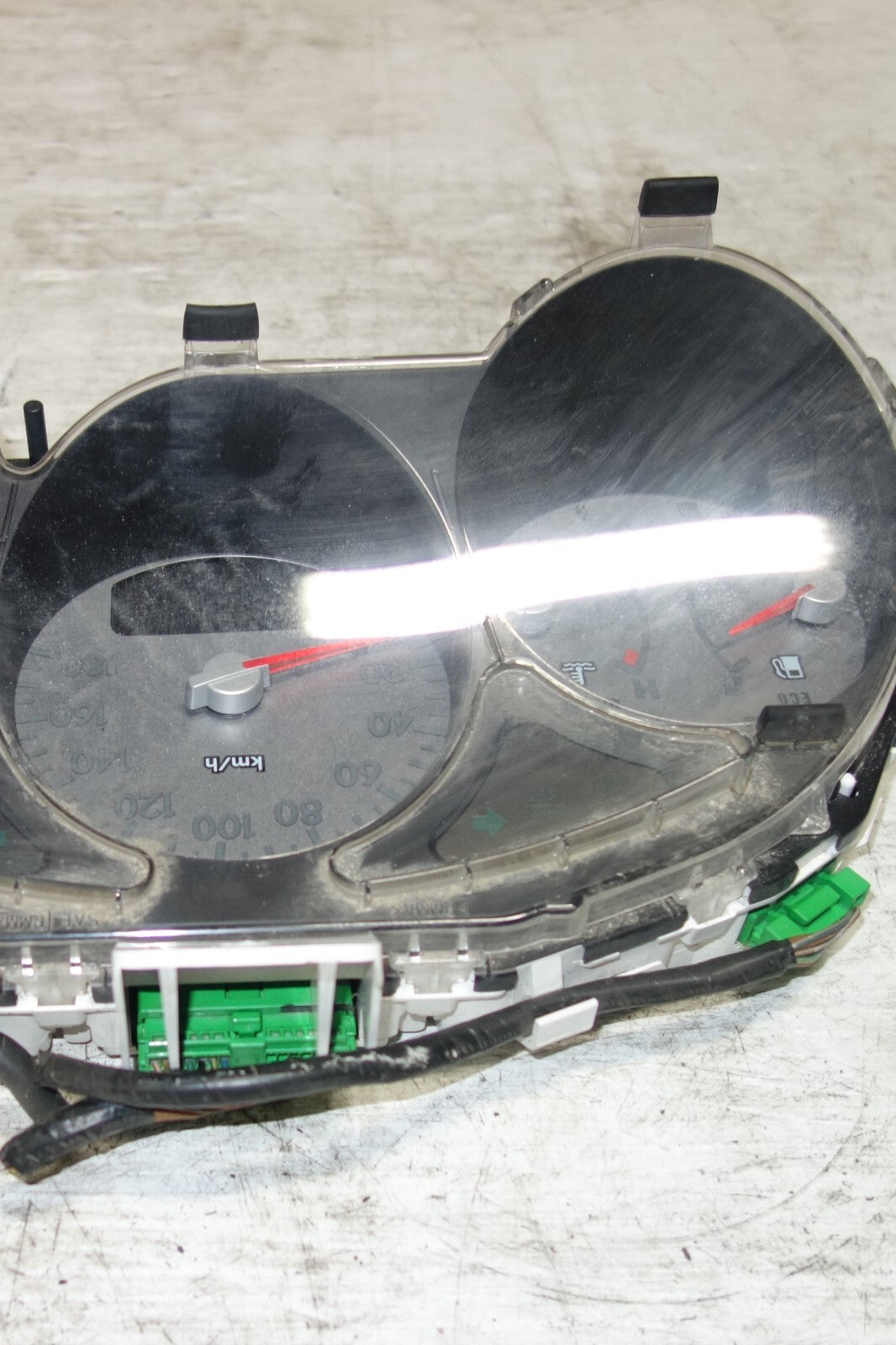 Subaru Forester 5 Speed OEM Gauge Cluster SG5 2003 2004 2005
