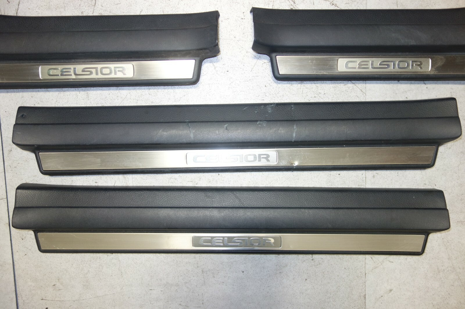 JDM 2001-2006 TOYOTA LEXUS LS430 CELSIOR UCF30 OEM DOOR SILLS SCUFF PLATES UCF31