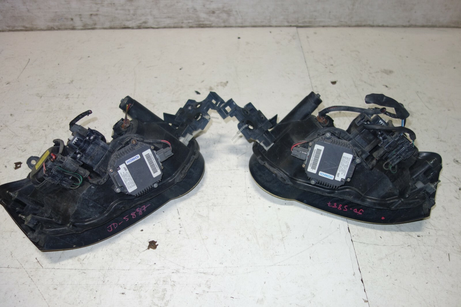 JDM Subaru Impreza WRX STI Headlights Headlamps HID V8 BLob Eye 2004 2005 Pair