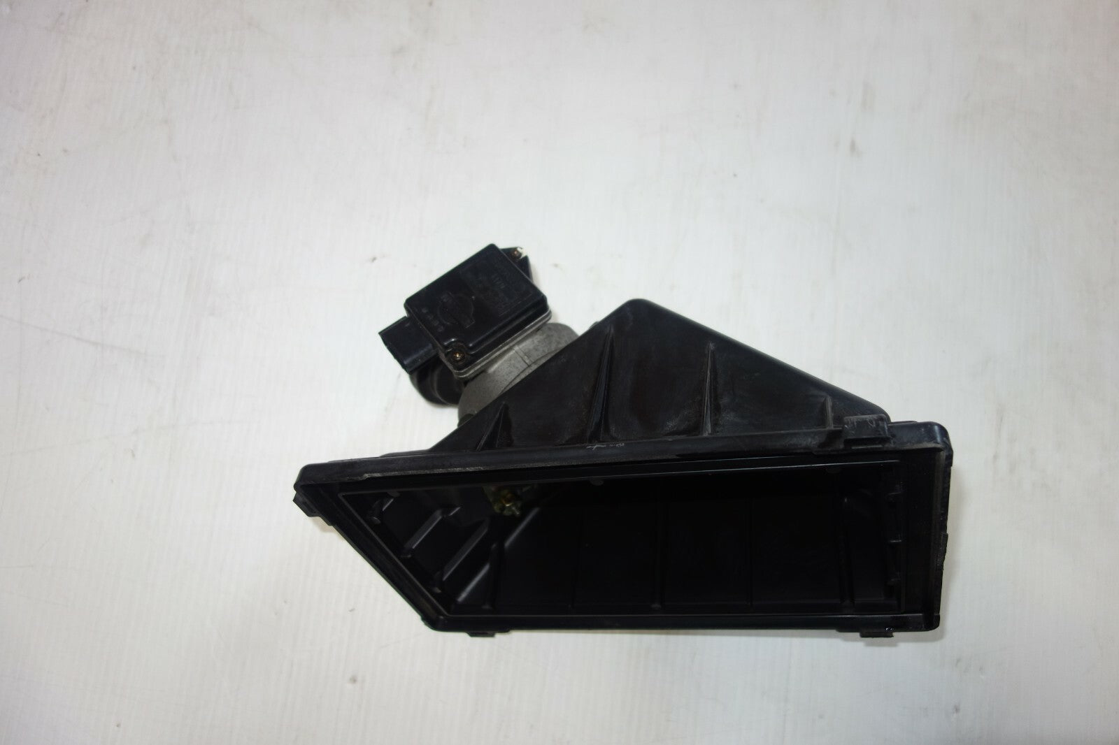 JDM SR20DE S15 OEM MASS AIR FLOW SENSOR 22680-52F01 SR20DE S14 S13 MFA SENSOR