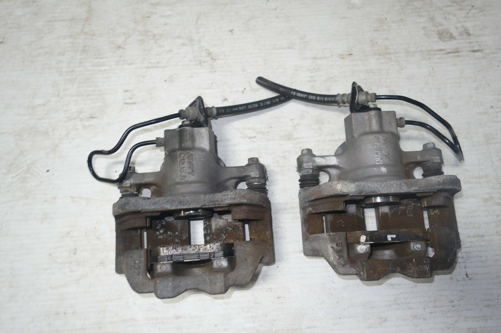 JDM 2005-2012 ACURA RL 3.5L OEM  REAR BRAKE CALIPERS GENUINE KB1 ORIGINAL
