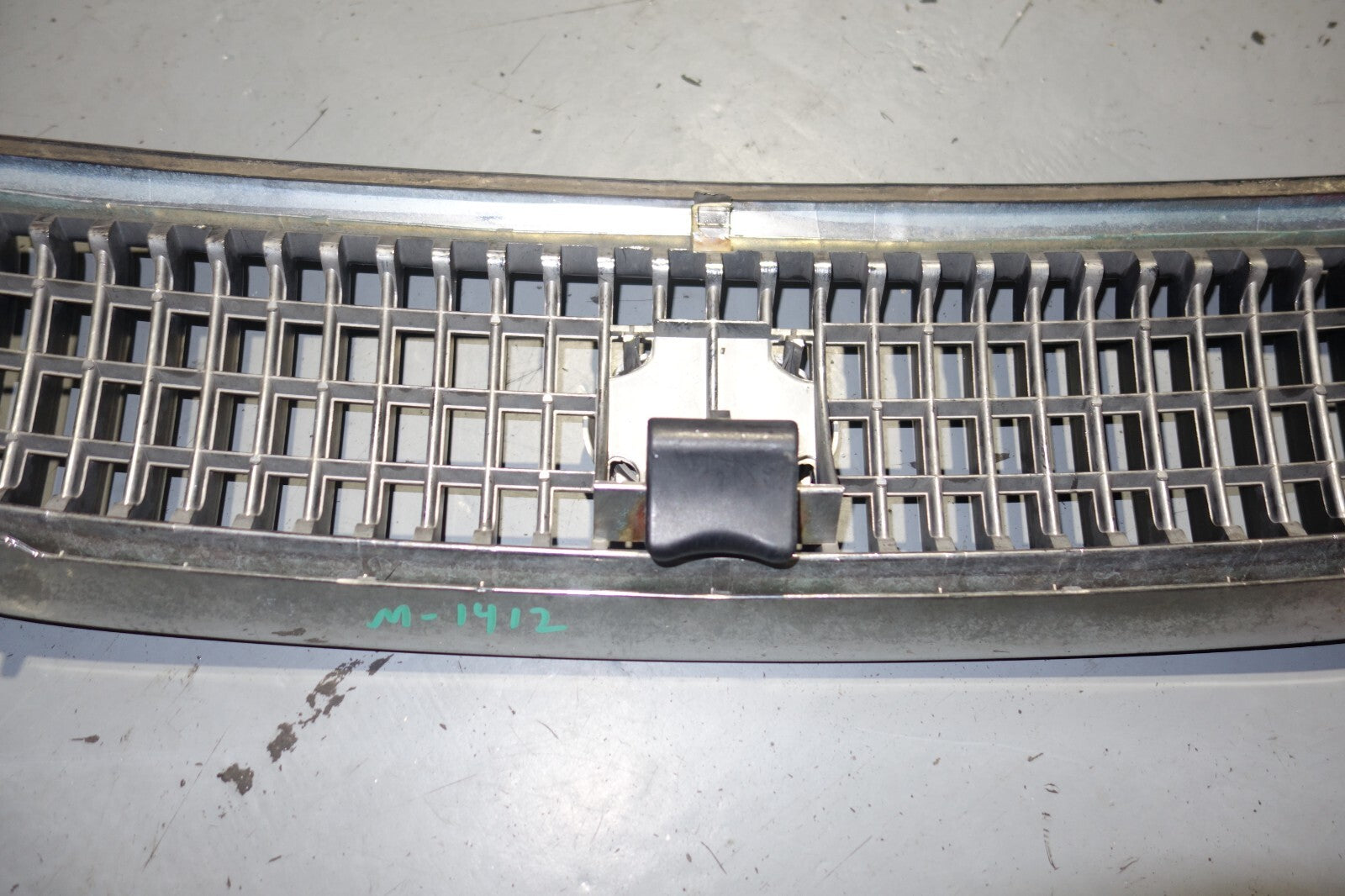 JDM 1991-1997 LEXUS GS300  FRONT GRILLE JZS147 GRILL Fits: LEXUS GS300 JZS147
