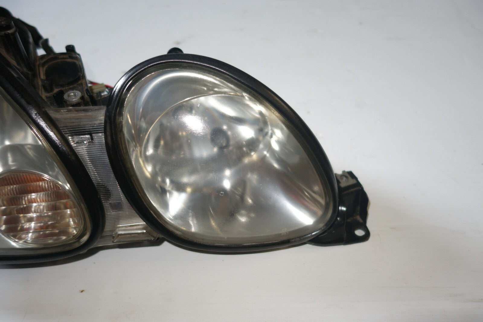 JDM 98-05 LEXUS GS300 GENUINE HEAD LIGHT RIGHT PASSENGER SIDE LAMP GS400 OEM