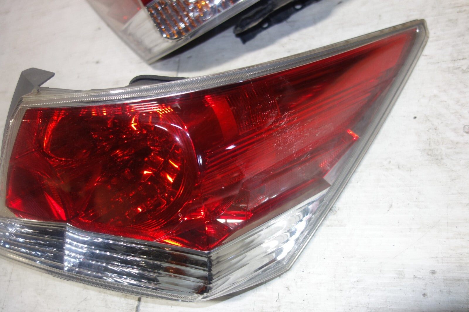 JDM GENUINE HONDA ACCORD INSPIRE CP3 OEM TAIL LIGHTS TAIL LAMPS 4 DOOR 2008-2012