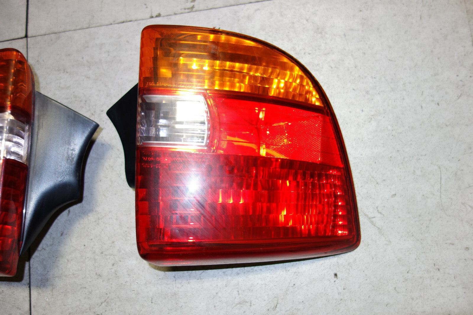 JDM Toyota Celica GT GT-S OEM Tail Lights Lamps 2001-2003 Spec ZZT231 ZZT230