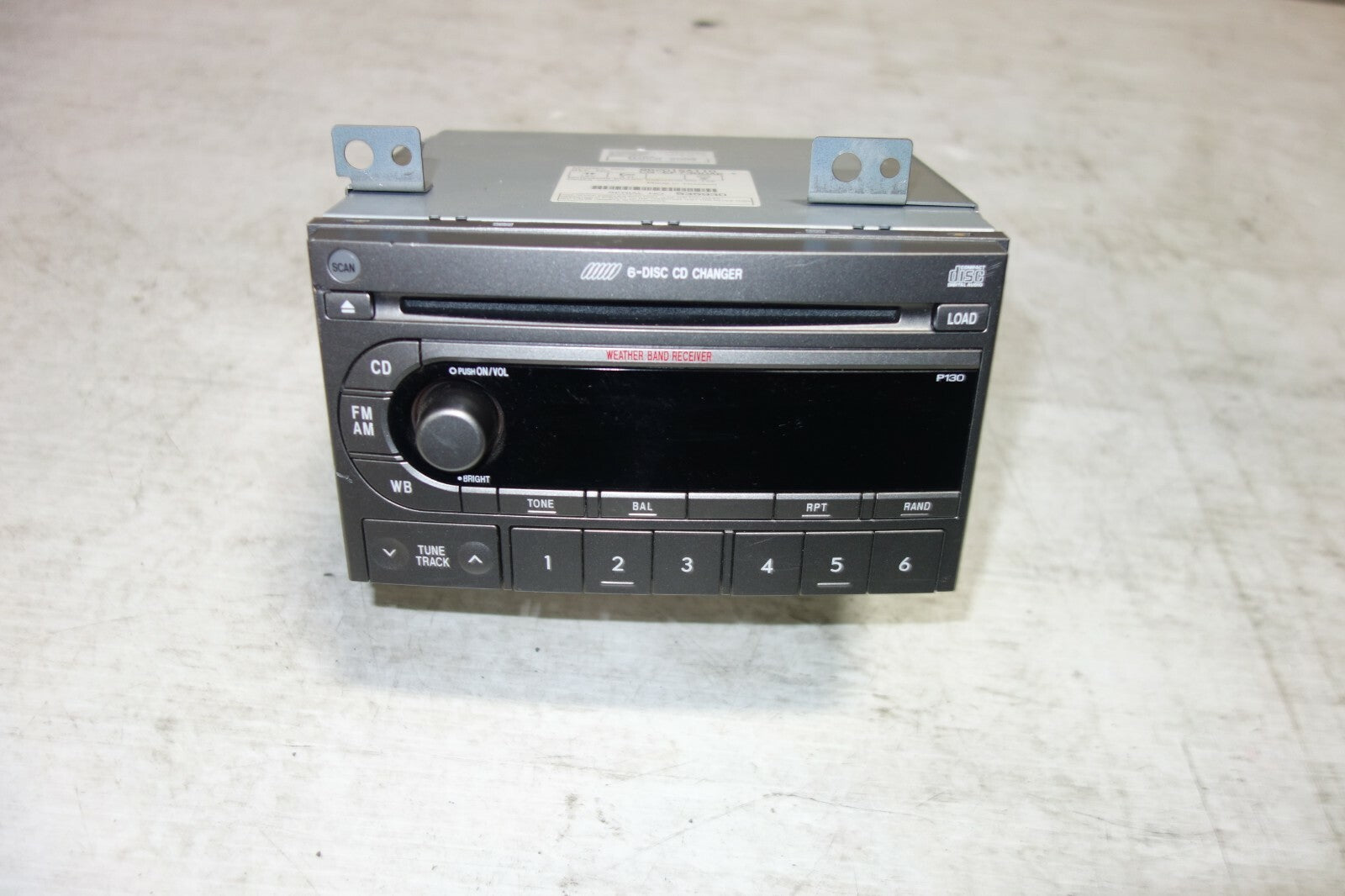 Subaru Forester OEM 6 DISC CD Player Changer Radio SG5 2006-2008