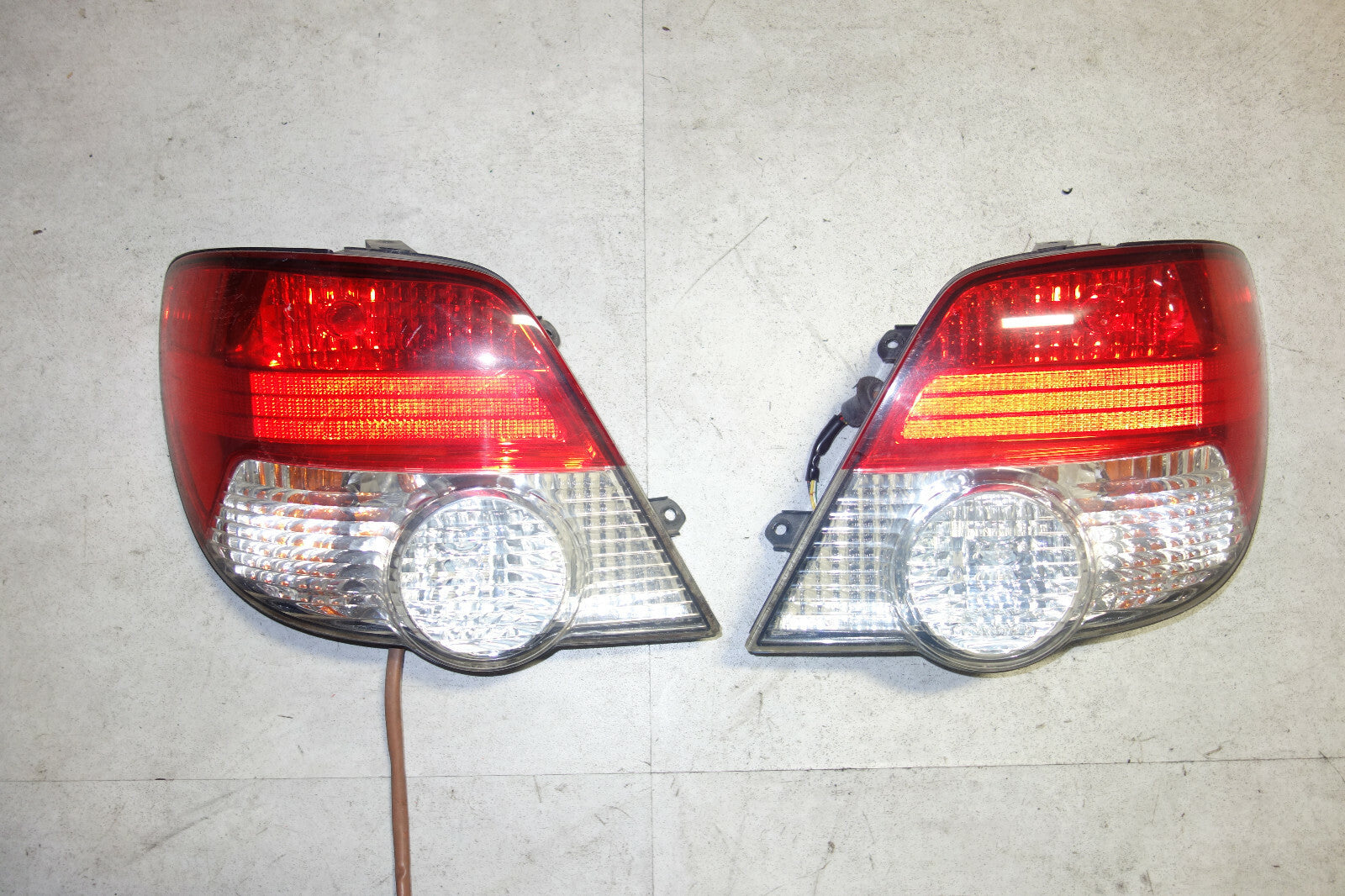 JDM Subaru Impreza WRX STi Outback Sport Wagon RS TS Tail Lights Lamps 2004-2005