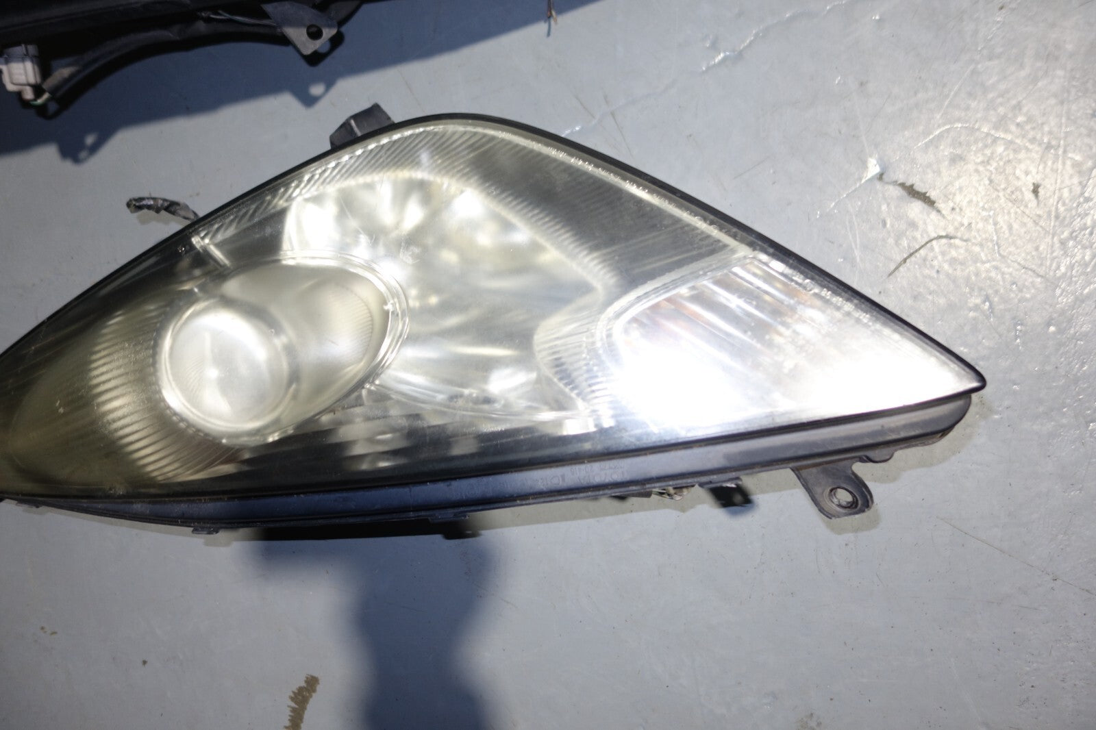 JDM 2000-2005 TOYOTA CELICA  HEAD LIGHTS LEFT & RIGHT HEAD LAMPS 2000-2005