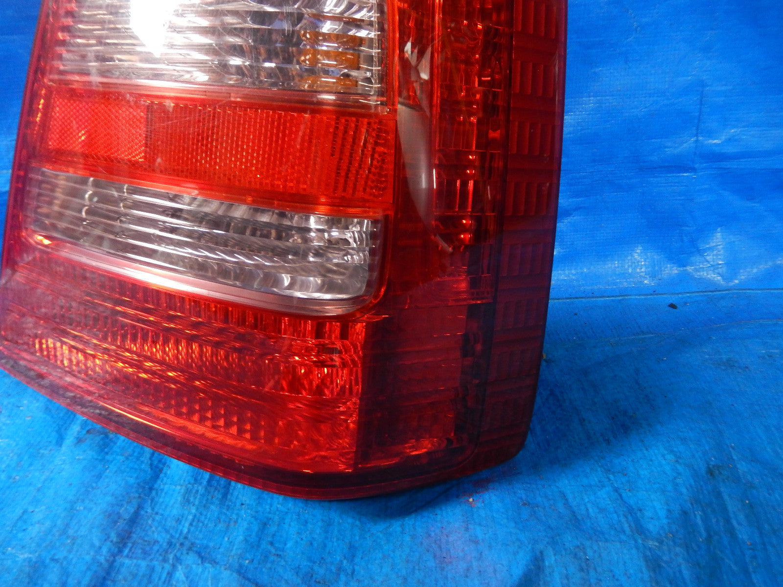 JDM Subaru Forester XT XS X SG5 OEM Rear Right Tail Light Lamp RH 2003-2005