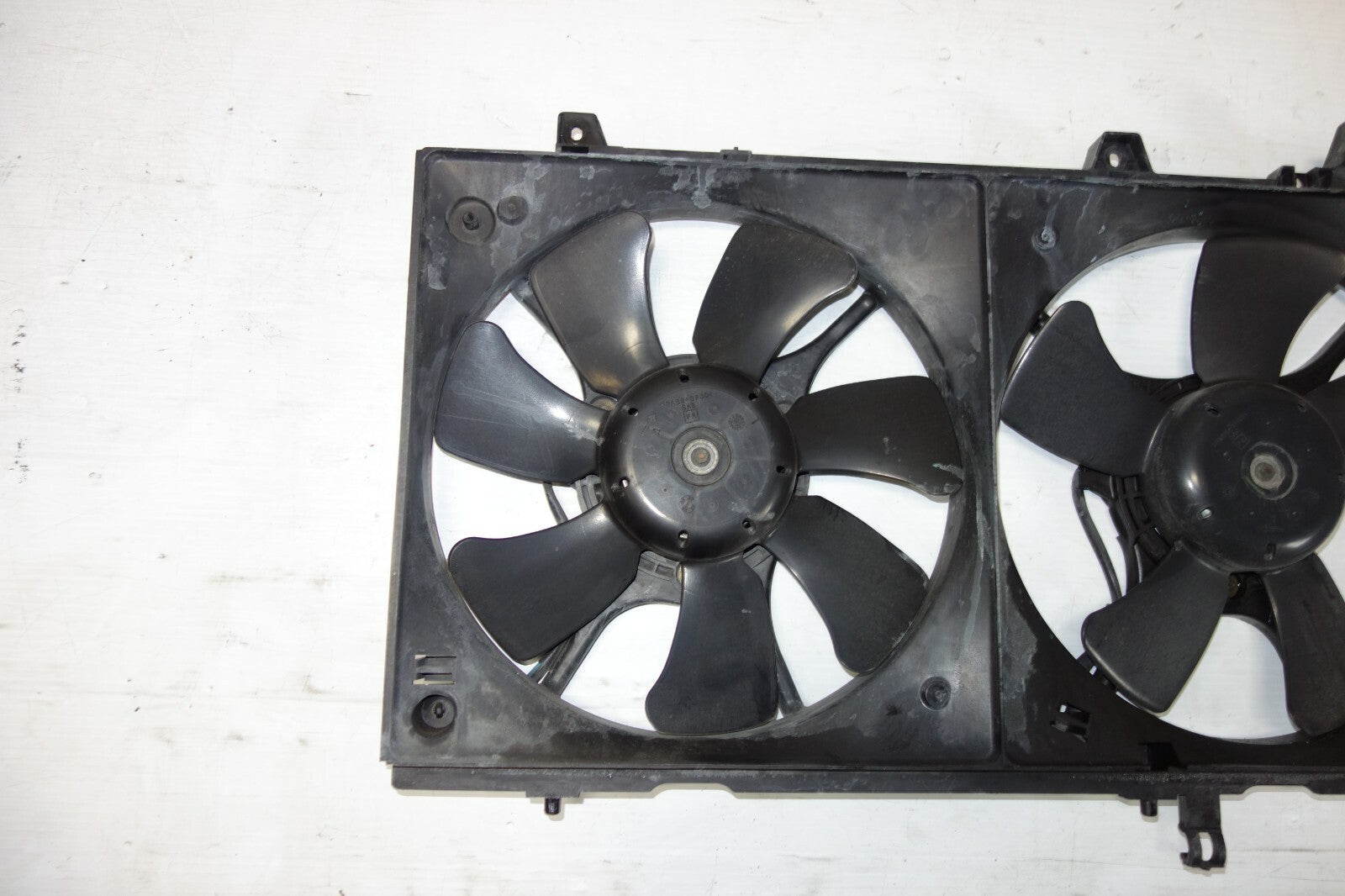 JDM Subaru Forester Radiator Fan Assembly SG5 SG9 2003-2008 OEM Genuine Rad Fan