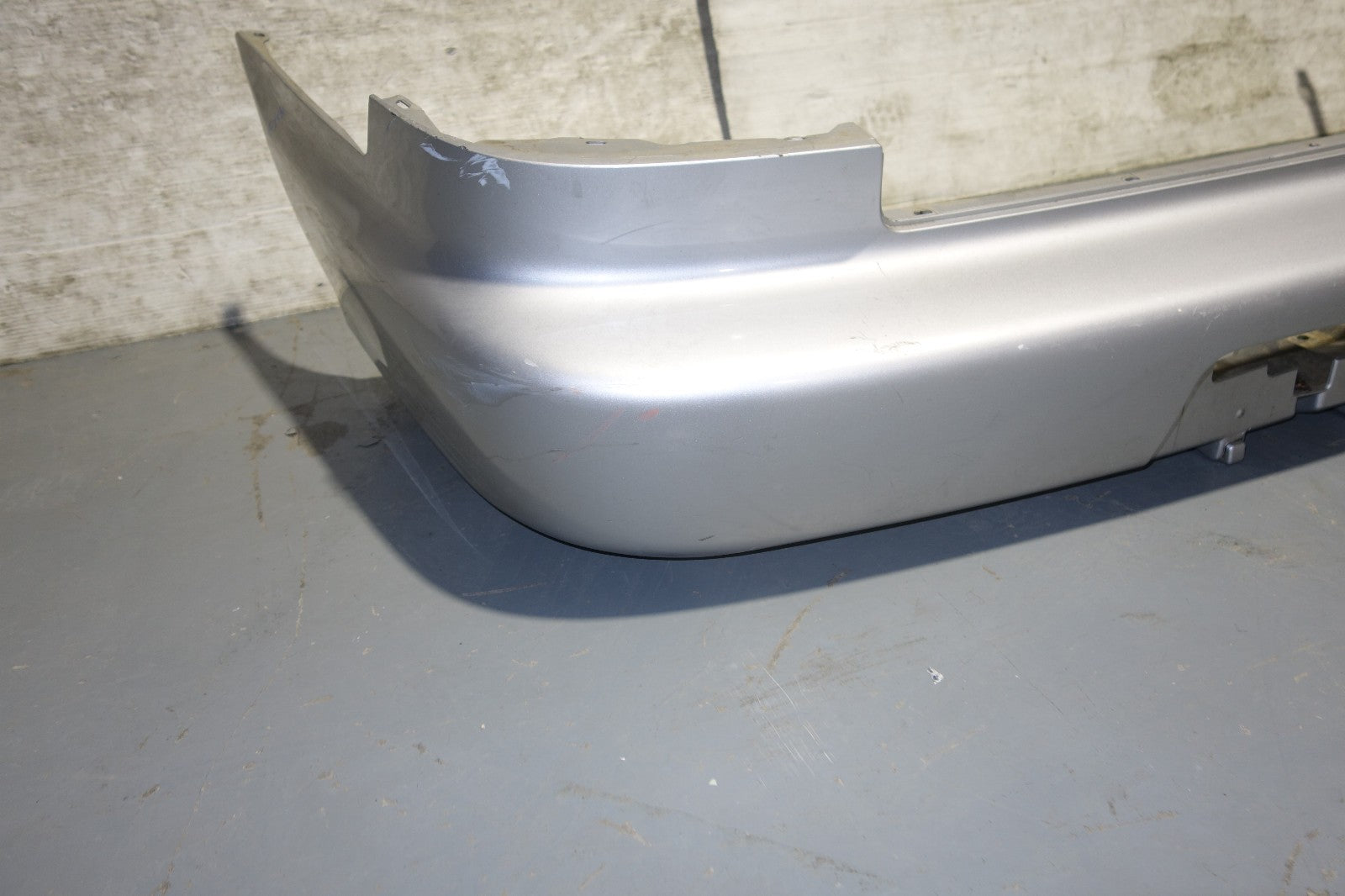 JDM 1994-1997 Spec Acura Integra Type R DB8 OEM 4-DR Rear Bumper Cover 1994-1997