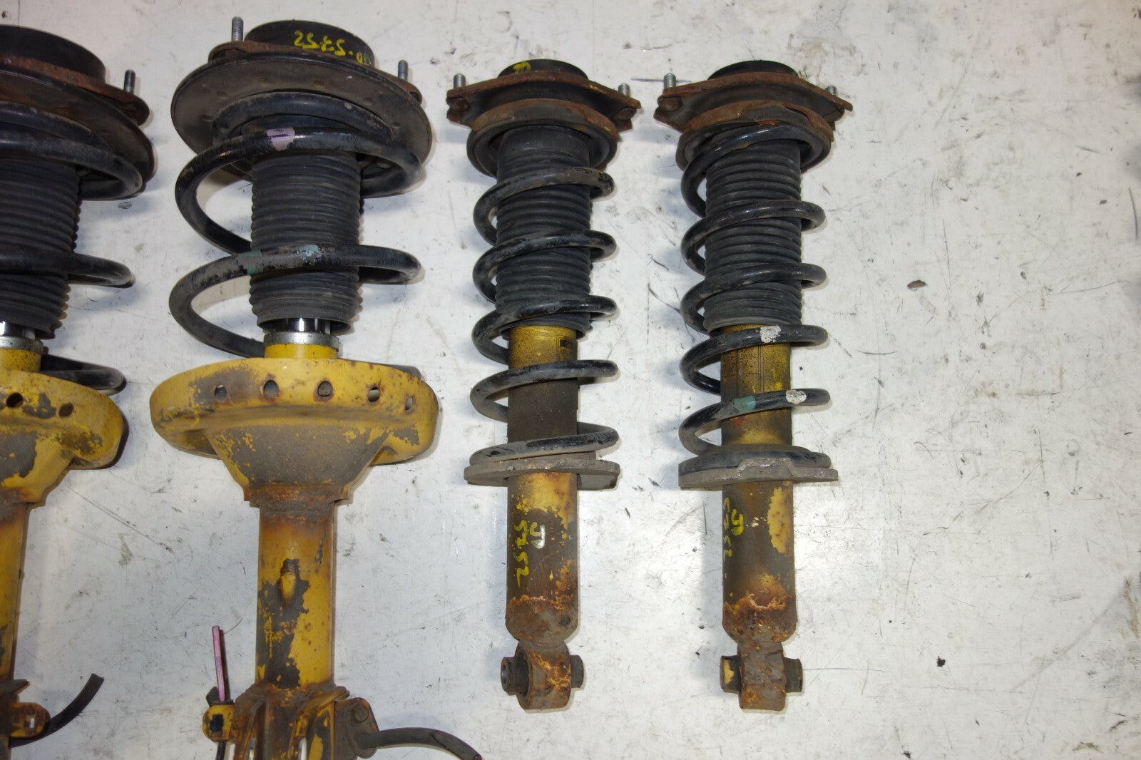JDM Subaru Legacy Bilstein Shocks Spring Strut 2005 2006 2007 2008 2009 Set