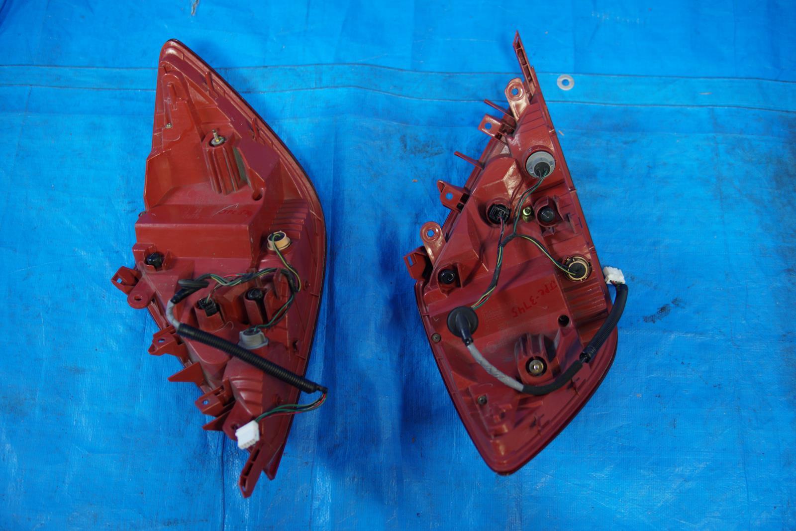 JDM Acura RL Tail Lights Lamps OEM 2005-2008