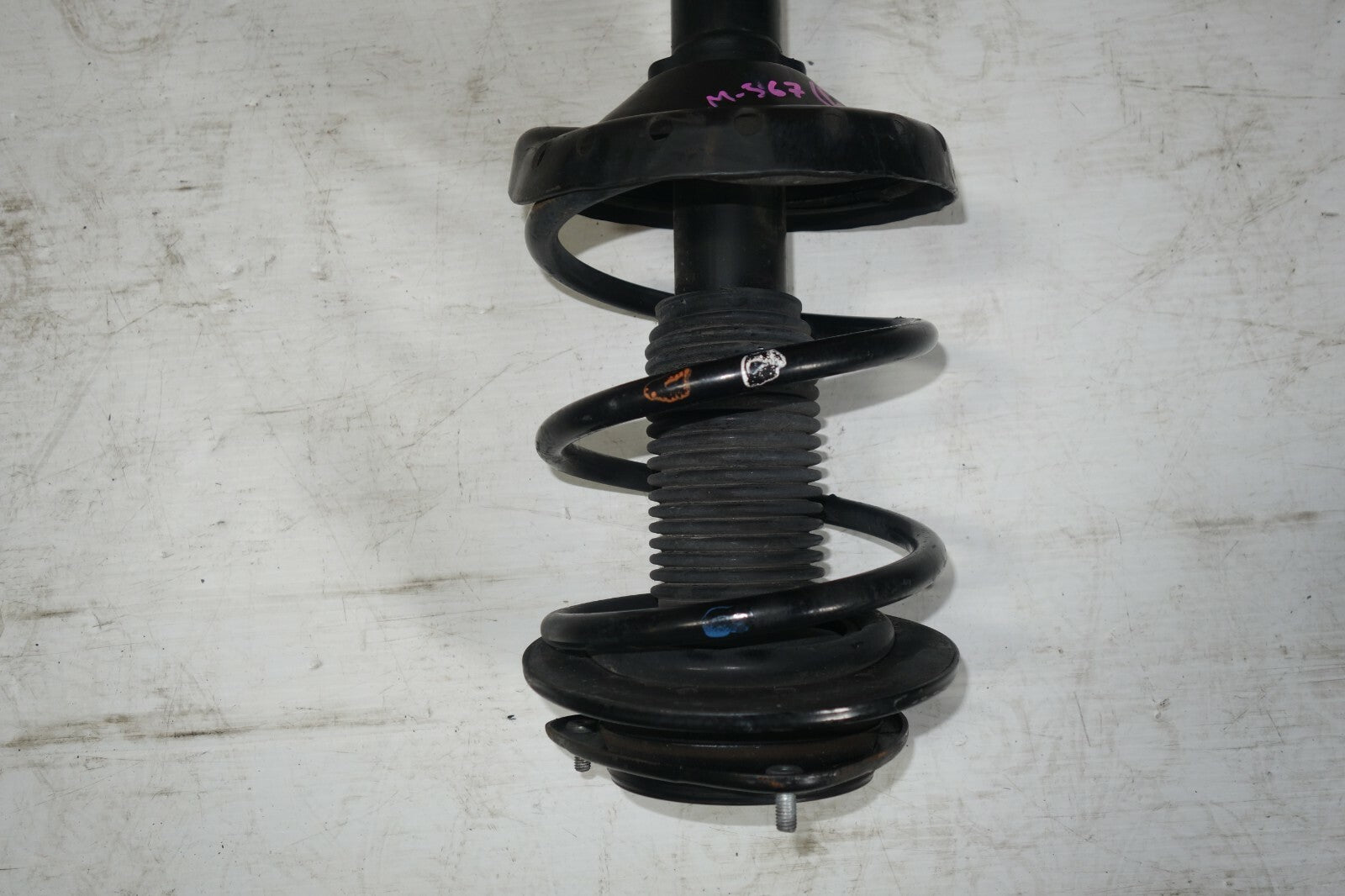 JDM 05-09 SUBARU LEGACY OUTBACK KYB FRONT LEFT SIDE SHOCK STRUT ASSEMBLY  WAGON