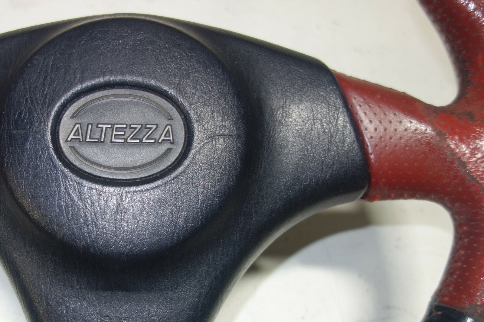 JDM Lexus IS300 / Altezza Steering Wheel Hub SXE10 2001-2005