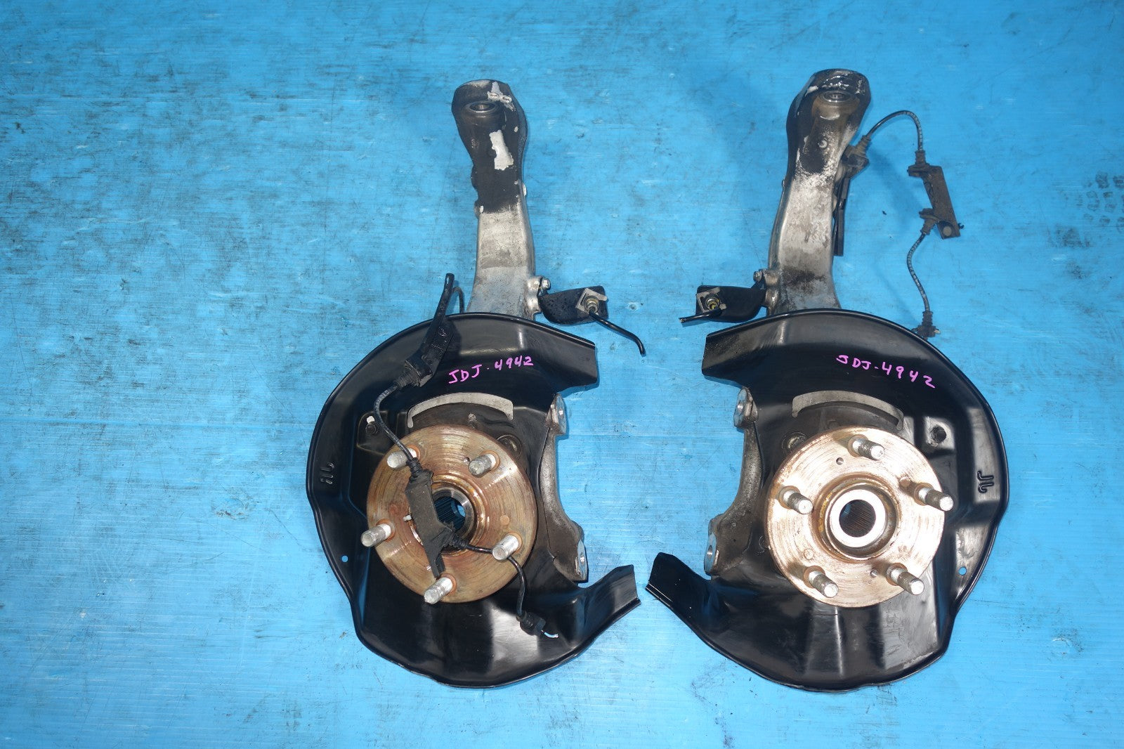 JDM Acura RL Front Wheel Hubs Bearings Spindles Knuckle Right & Left 2005-2012