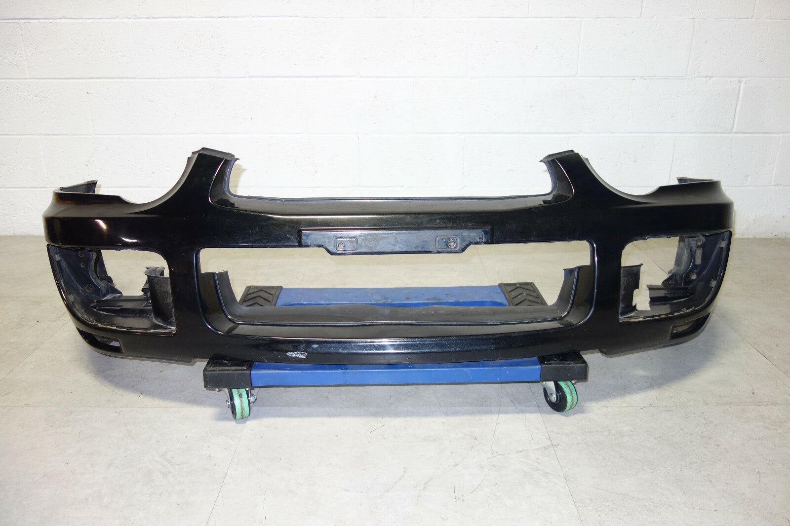 JDM Subaru Impreza WRX Outback Sport Wagon Front Bumper Fogs Hole 2004-2005 V8