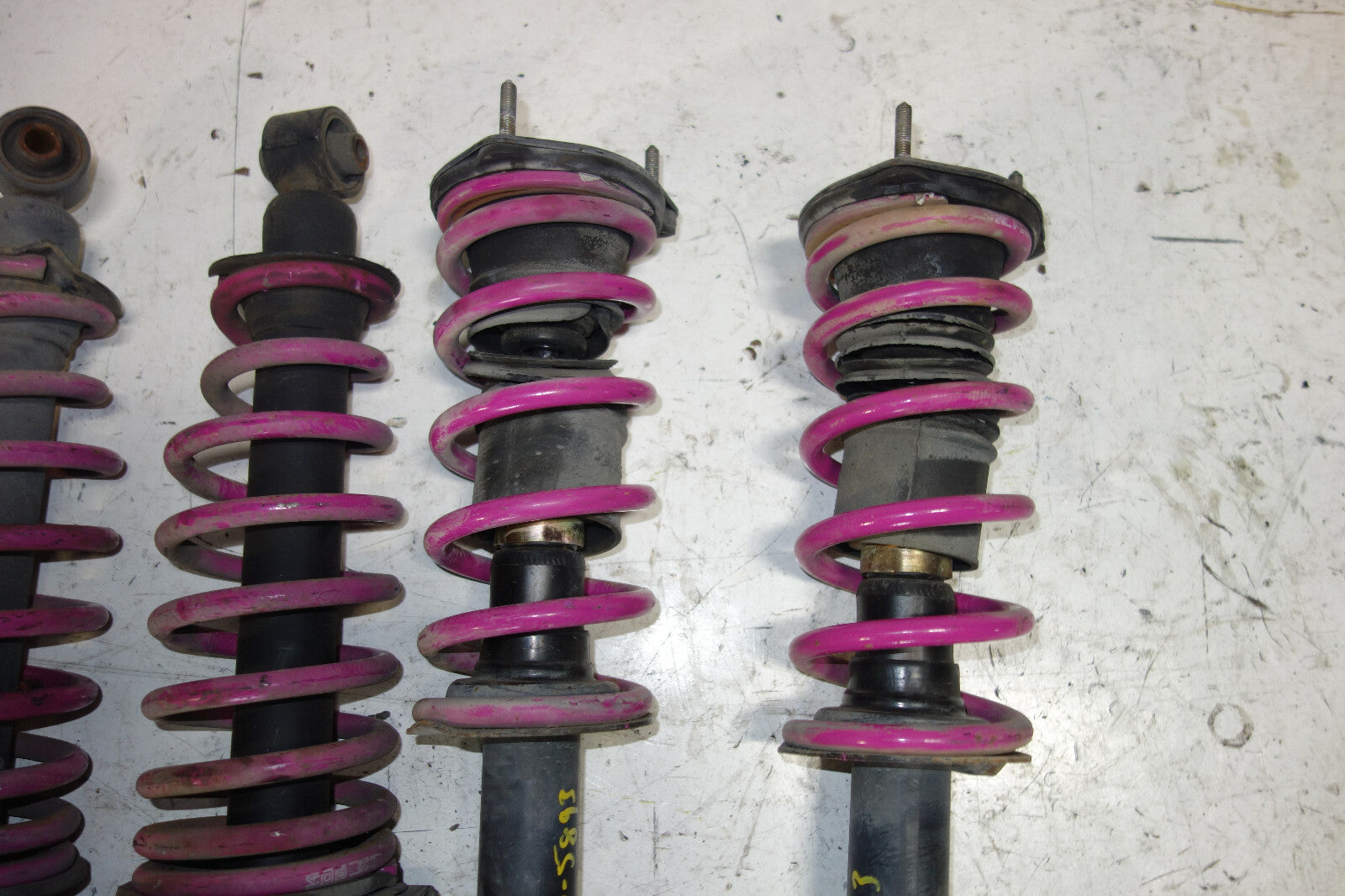 JDM Lexus IS300 Altezza SXE10 OEM Shocks Struts Low Springs Suspension 2001-2005