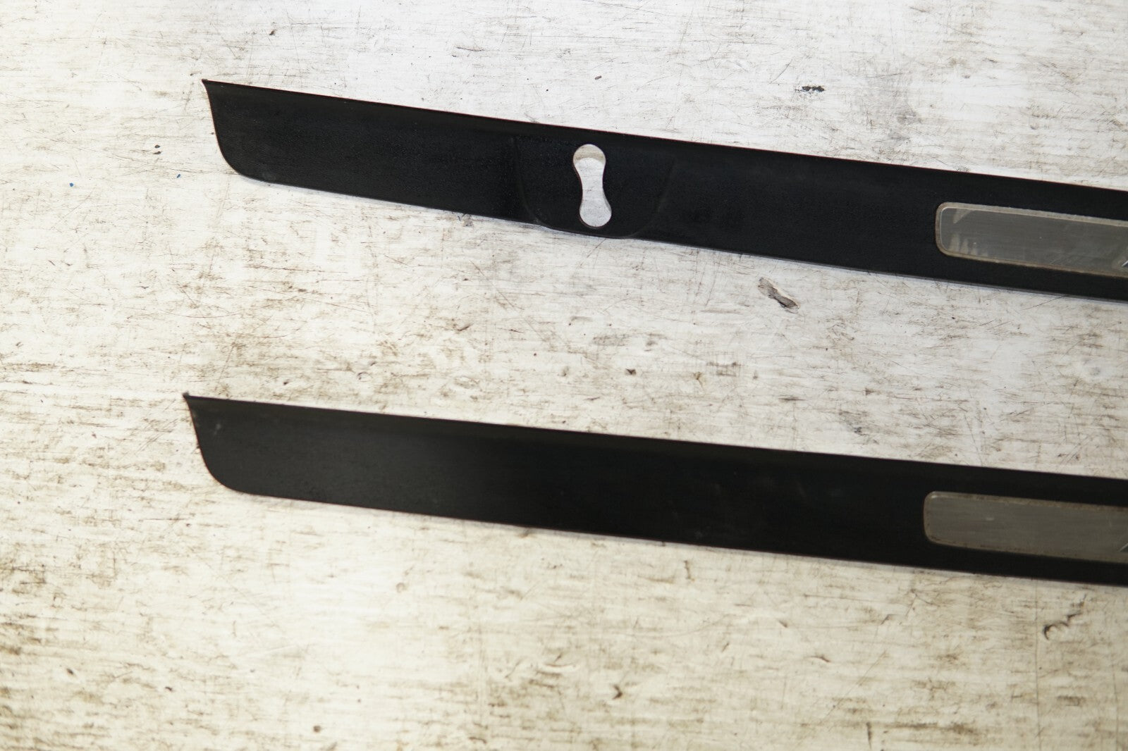 JDM 2004-2008 GENUINE MAZDA RX8  OEM DOOR SILLS TRIM SCUFF PLATES SIDE STEPS