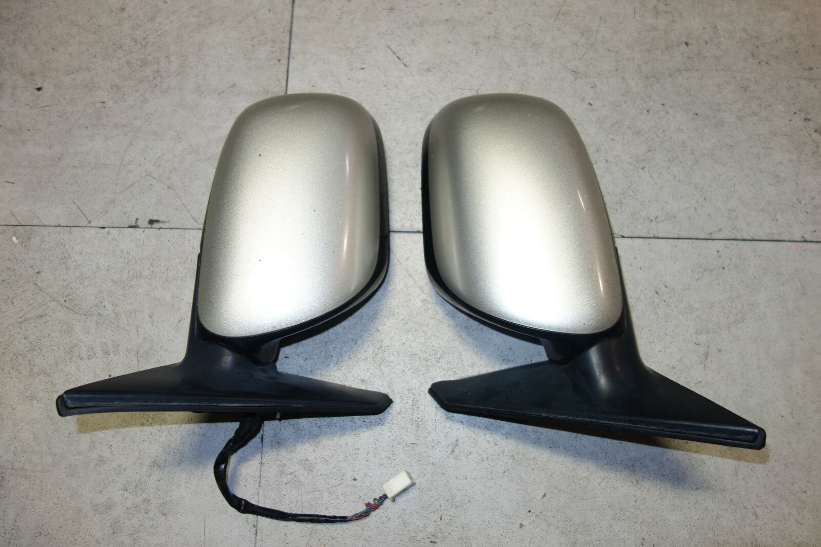 JDM Lexus IS300 Power Folding Door Mirrors SXE10 Altezza & Switch 2001-2005