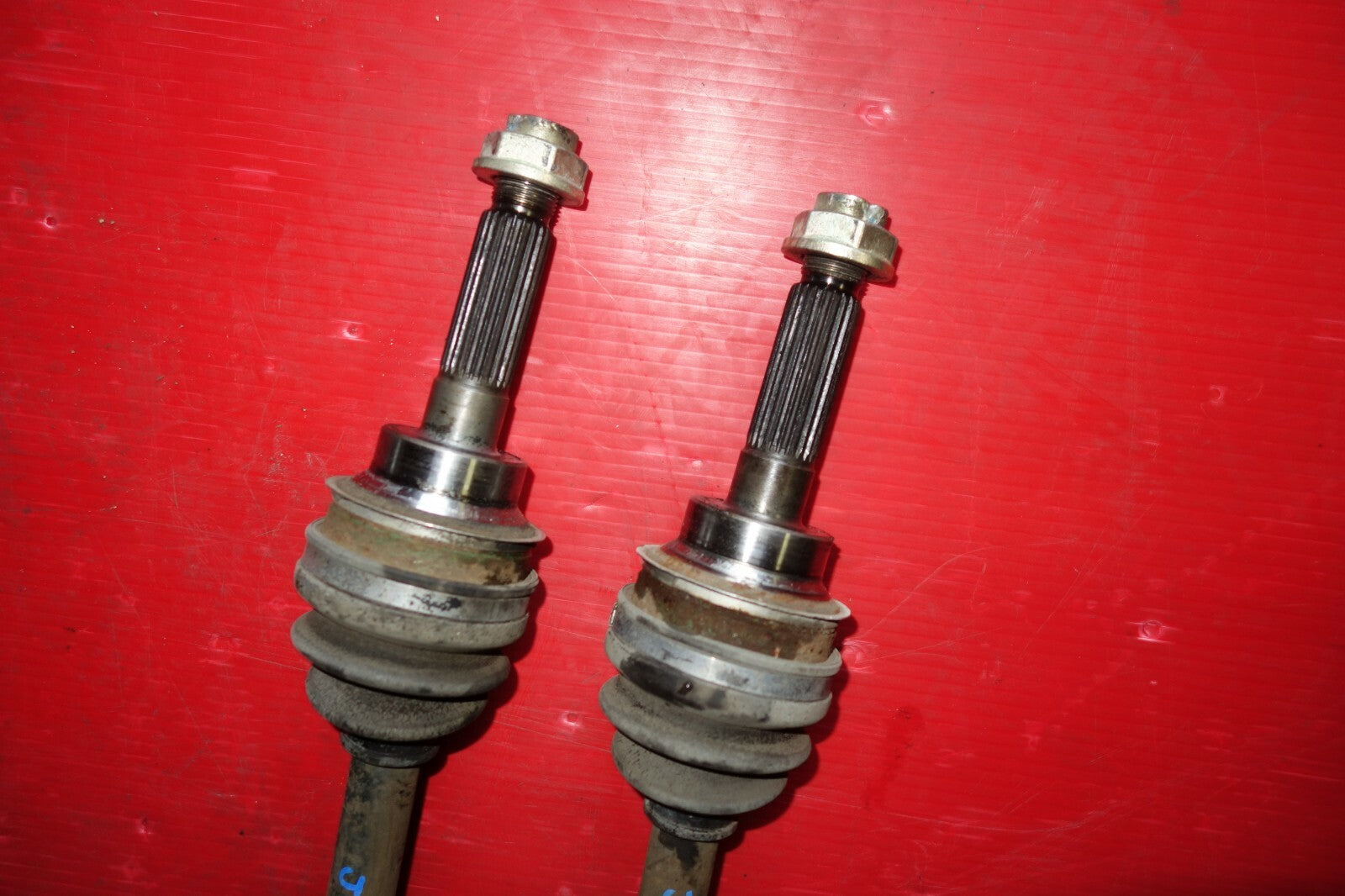 JDM Subaru Impreza WRX Axles Rear CV Drive Shafts Pair Right & Left 2002-2005