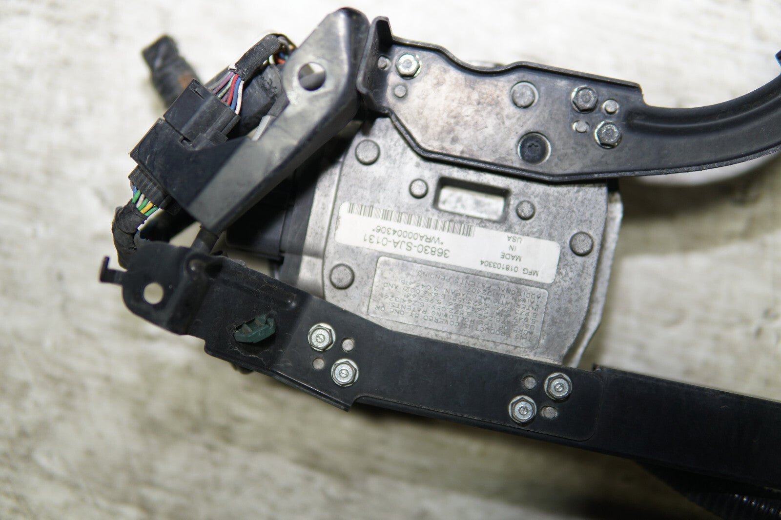 2005-2008 JDM Acura Honda Legend RL KB1 Front Sensor Radar Cruise 36830-SJA-0131
