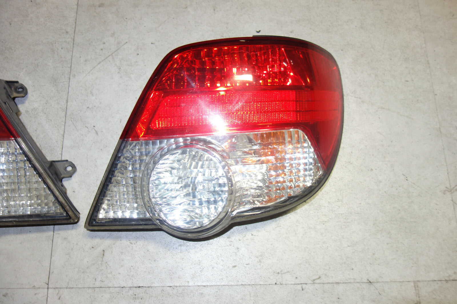 JDM Subaru Impreza WRX STi Outback Sport Wagon RS TS Tail Lights Lamps 2004-2005