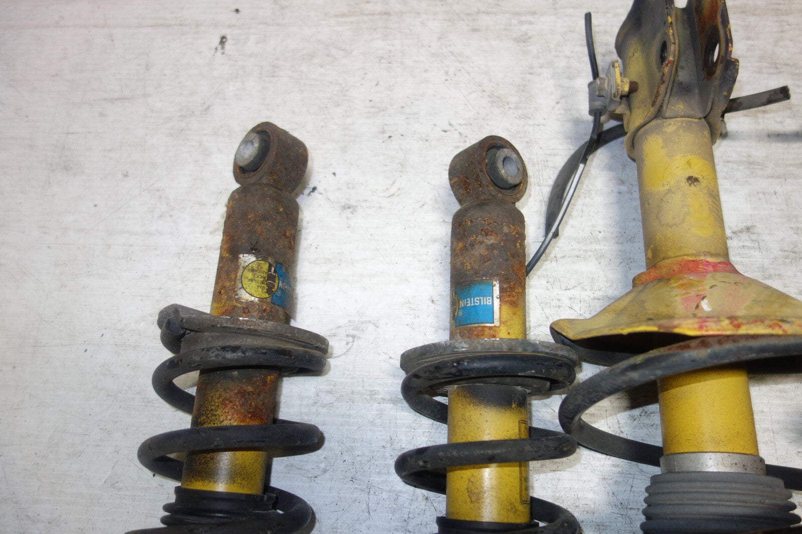 JDM Subaru Legacy Bilstein Front Shocks Coil Springs Strut Suspension 1998-2004