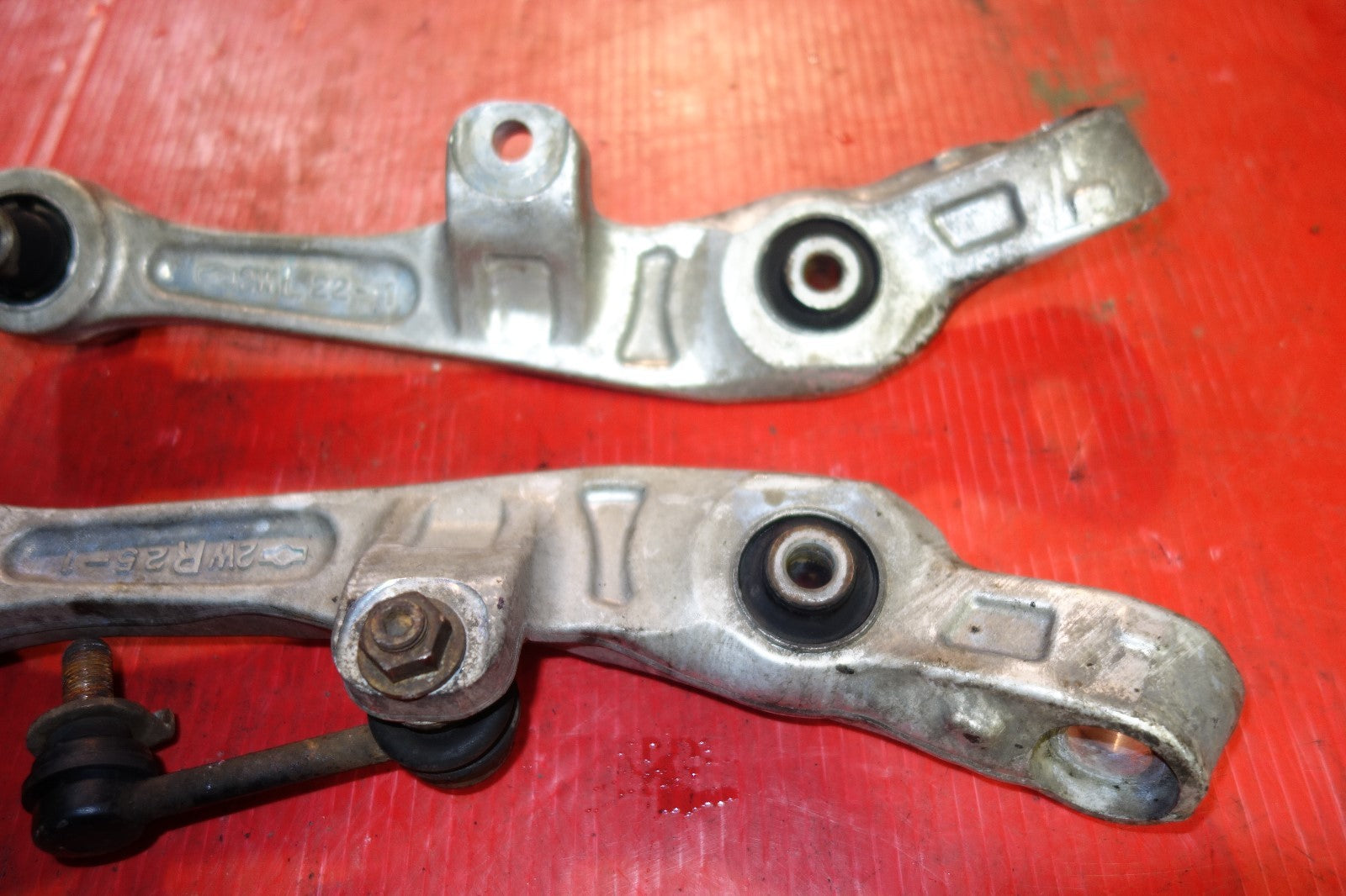 JDM Infiniti G35 / 350z Front Lower Forward Control Arms Ball Joints 2003-2009