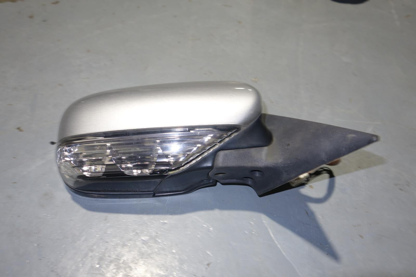 JDM Subaru Legacy Power Folding Mirrors Heated Signal Lights 2005-2009 BP BL