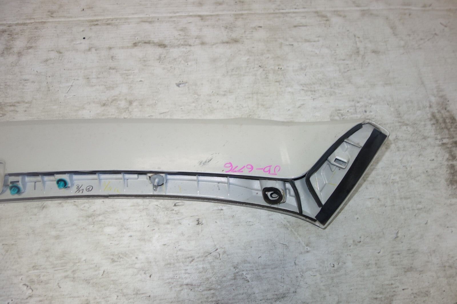 JDM SUBARU FORESTER SH9 OEM TOP SPOILER WING SH9 SH 2009-2010-2011-2012-2013