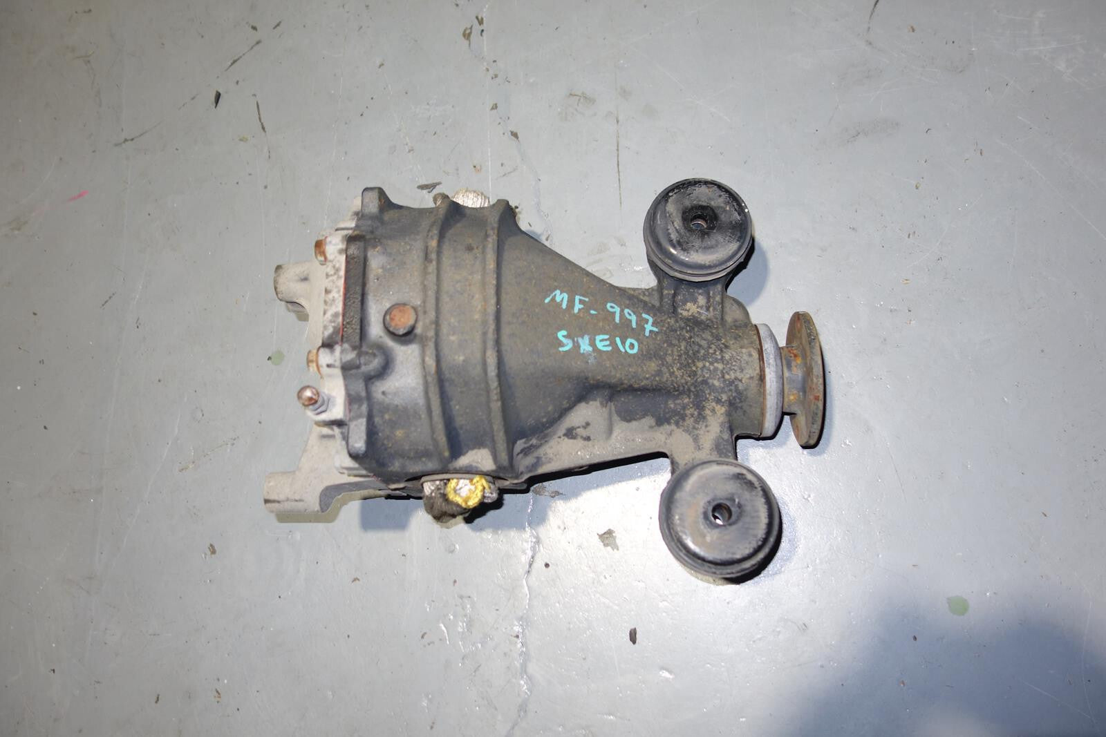 JDM Toyota Altezza 3S-GE Beams 6speed LSD Rear Differential CV Axles 1998-2005