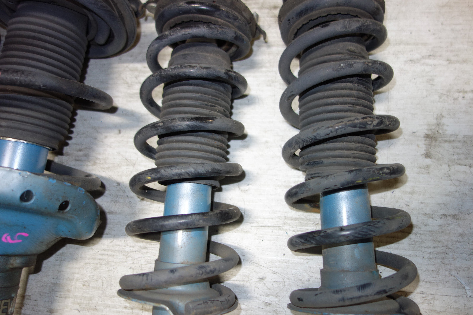 JDM Subaru Legacy KYB NEW SR SPECIAL Shocks Struts Springs Suspension 2005-2009