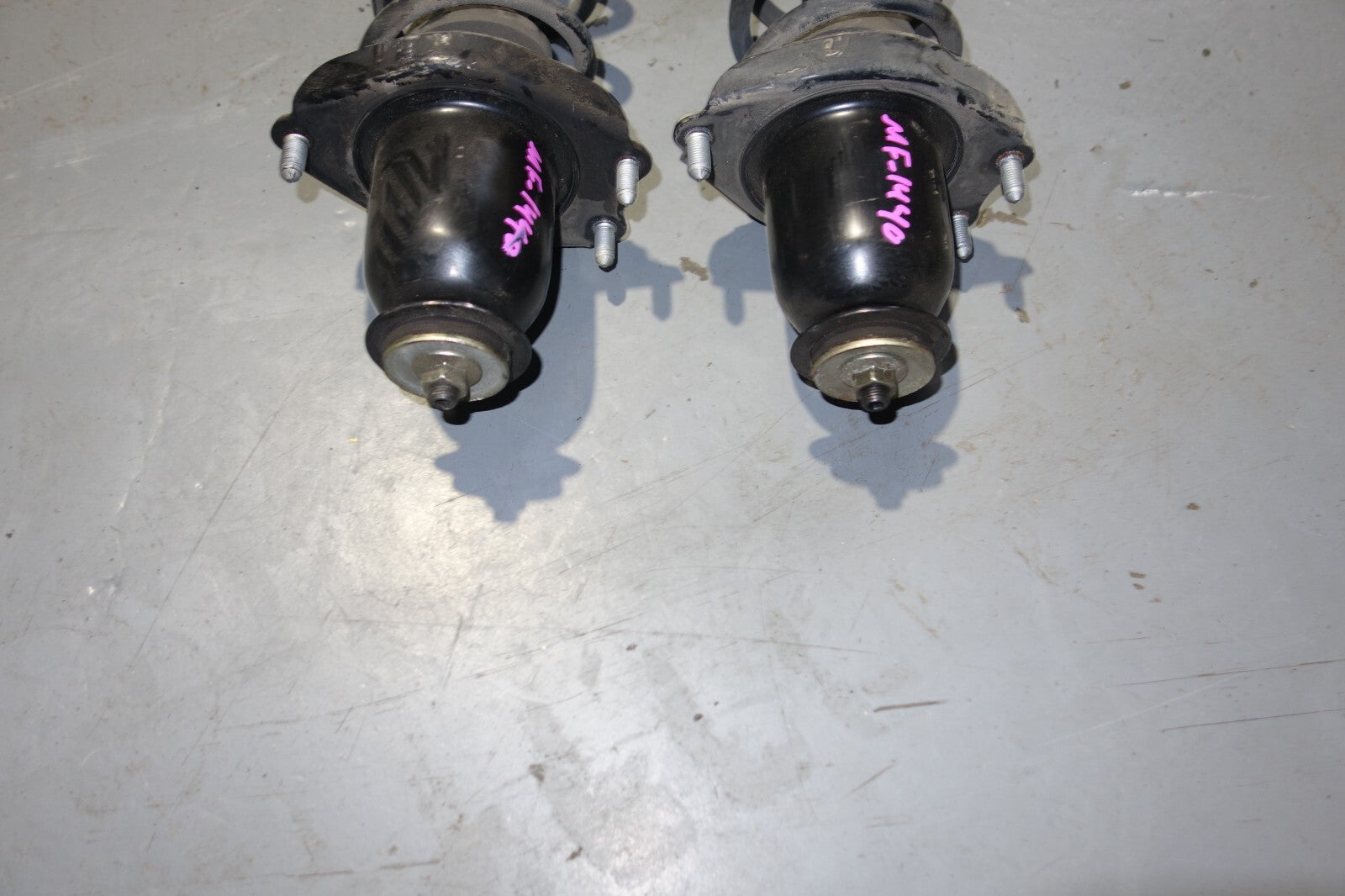 JDM 2000-2005 TOYOTA CELICA REAR SHOCKS STRUTS COIL SPRING LEFT & RIGHT