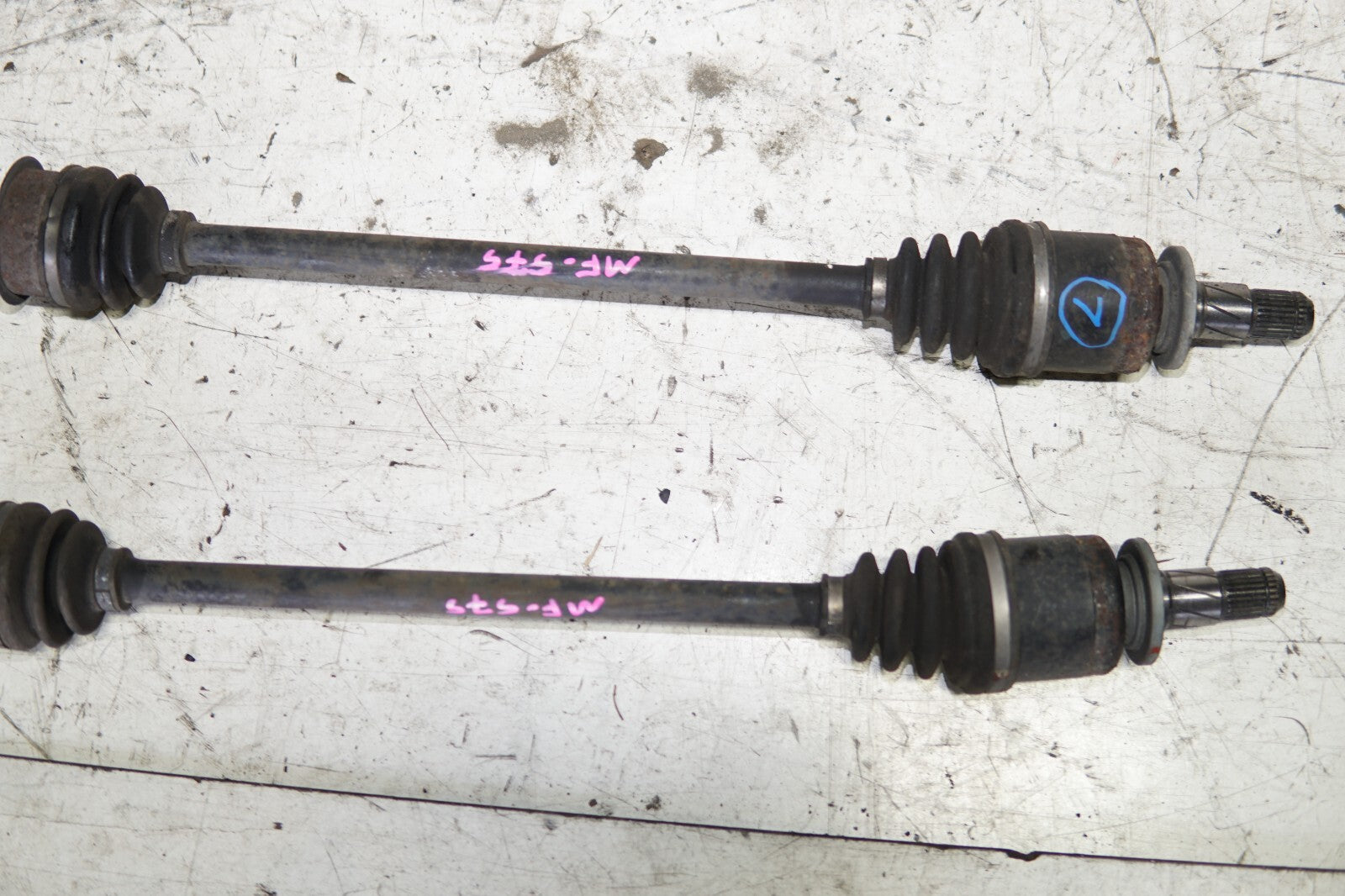 JDM SUBARU IMPREZA WRX  OEM REAR CV AXLE PAIR CV SHAFT LEFT & RIGHT 2002-2007