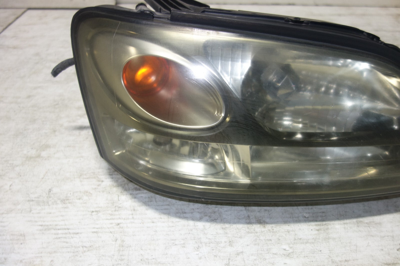 JDM Subaru Legacy Headlights BH5/BE5 HID Left & Right 2000 2001 2002 2003 2004