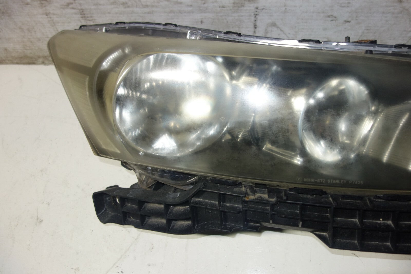 JDM Honda Accord CP3 Head Lights Lamps Pair OEM HID Black Housing 2008-2012