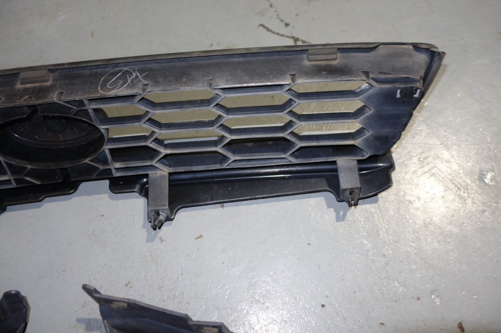 JDM Subaru Impreza WRX STi V7 Grille Outback Sport  Front Grille TS RS 2002-2003