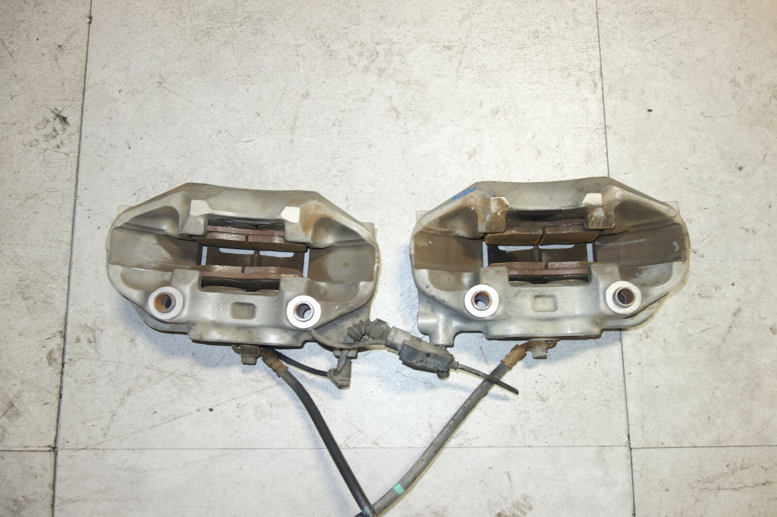 PULL OFF OEM FRONT CALIPER SET LEXUS LS430 4 PISTON JDM 2001-2006