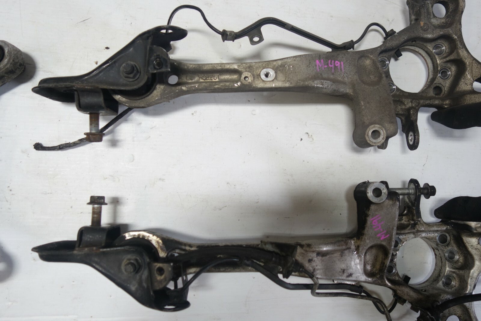 JDM 2005-2009 SUBARU LEGACY OEM REAR ALUMINUM SPEC-B CONTROL ARM TRAILING ARM