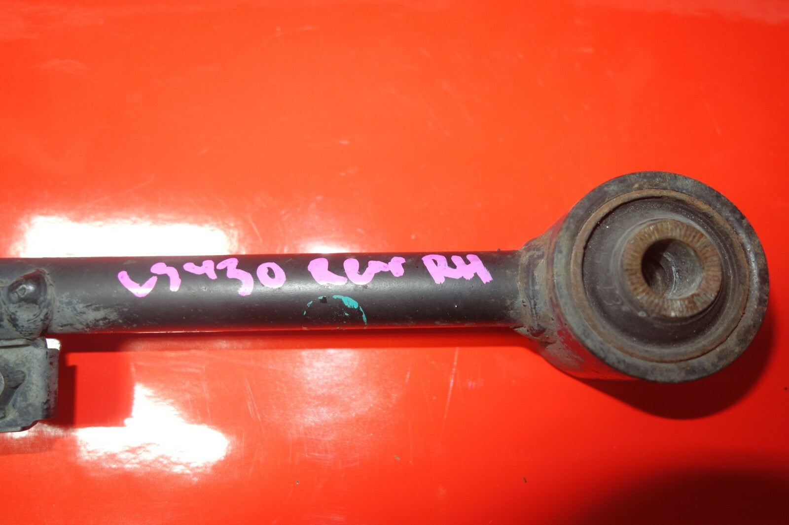 JDM Lexus LS430 Control Arm Rear Right Passenger Trackball Arm UCF31 2001-2003