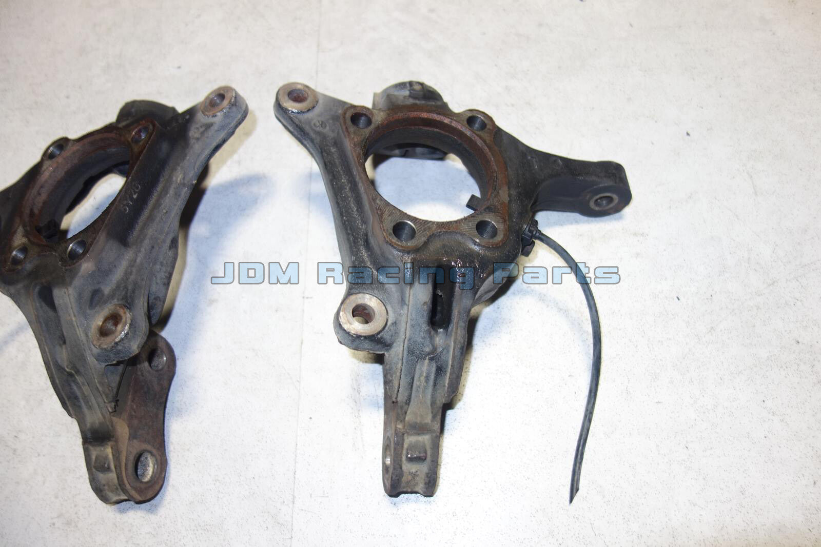 2008-2014 Subaru Impreza Front Wheel Knuckle Suspension 28313AG020 28313AG030