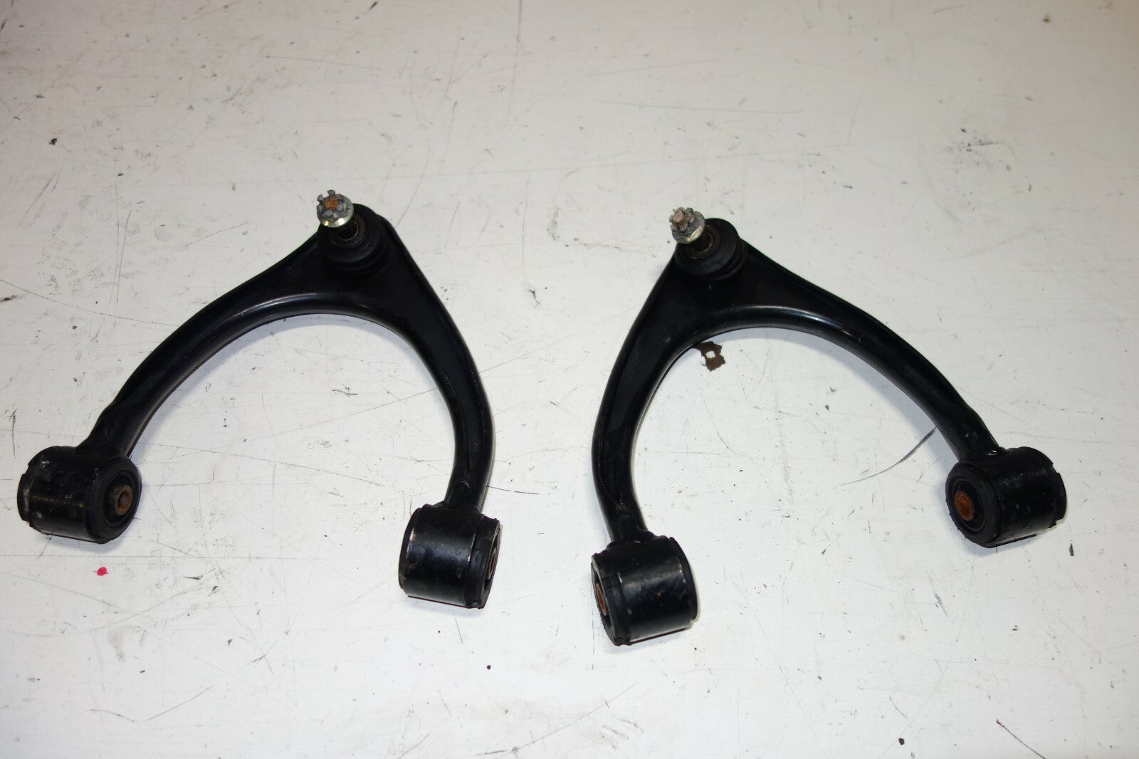 JDM Lexus is300 Altezza Front Upper Control Arms Ball Joints 2001-2005 SXE10 OEM