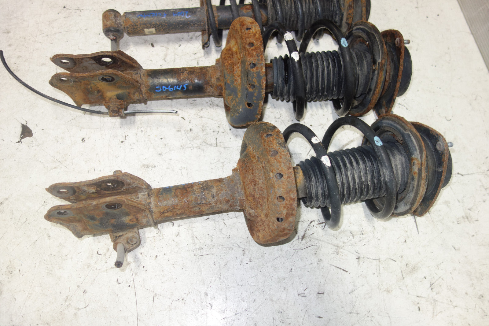 JDM Subaru Forester 2009 2010 2011 2012 2013 SH5 SH9 Japan Shocks Struts Springs