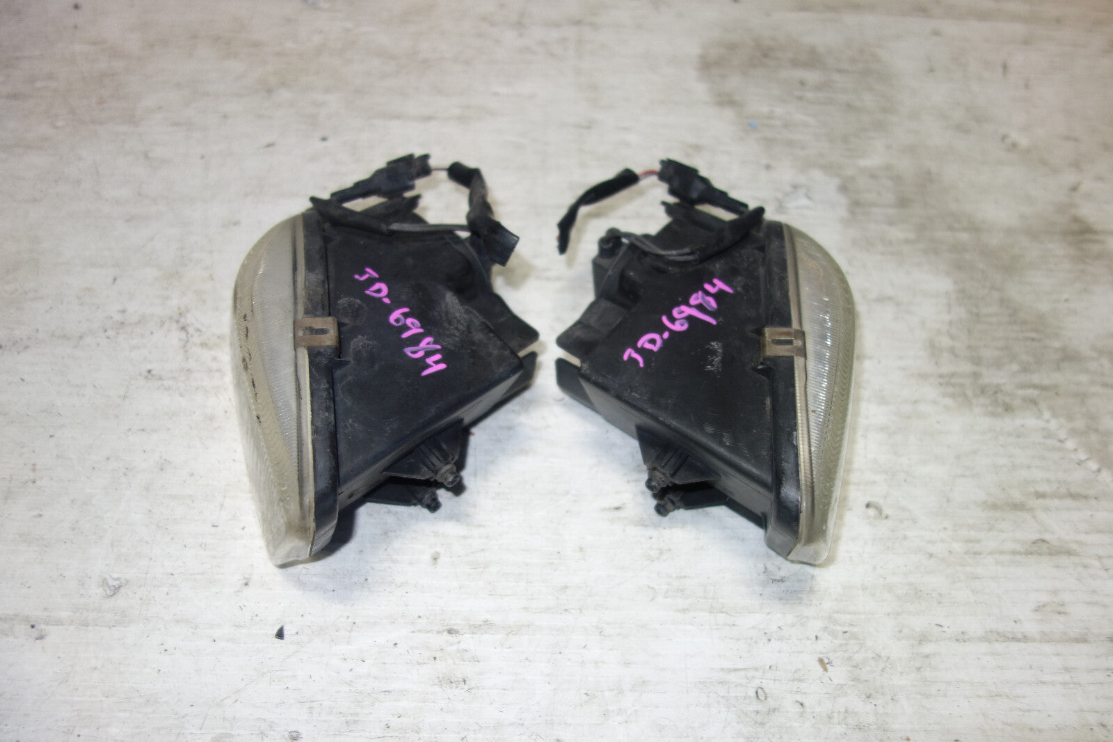 JDM Toyota Celica ST202 Front Fog Lights Fog Lamps 1994-1999 Used OEM Left Right